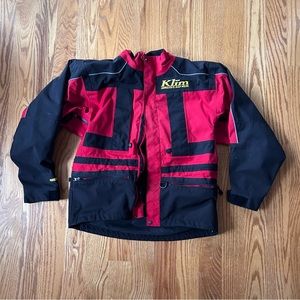 Klim Aggressive Sled Wear Jacket Red Gore-Tex Medium M Full Zip Padded Shoulders